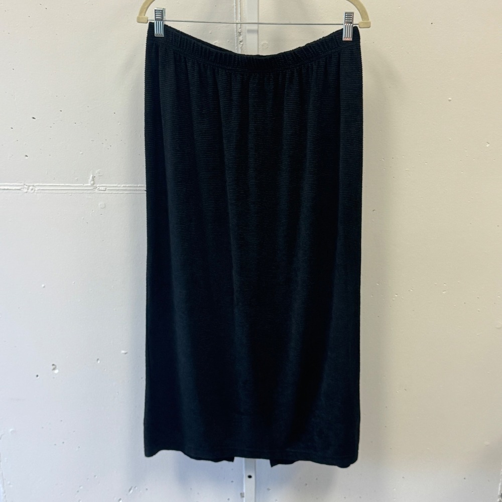 Vikki Vi Black Ribbed Knit Midi Skirt Elastic Waist Back Vent VL60042 Size 1X